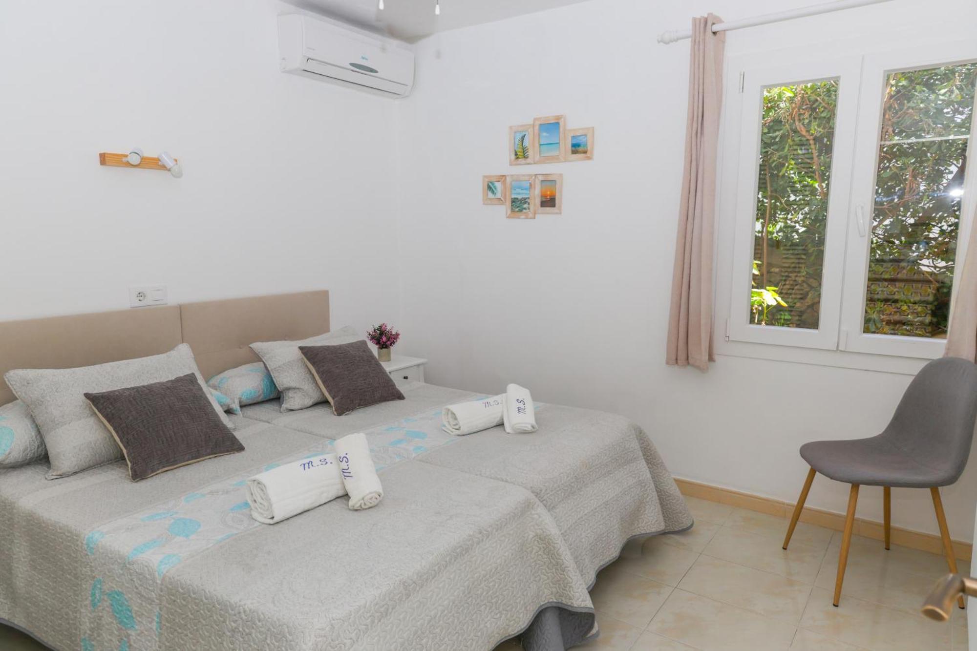 Villa Zodiaco Acuario Son Bou Exterior photo