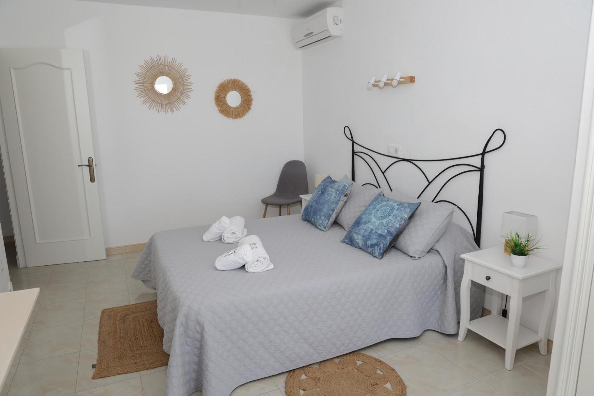 Villa Zodiaco Acuario Son Bou Exterior photo